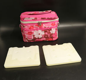 購入 正方形の堅いHdpeの再使用可能な熱は貯蔵の熱いアイスパック20 x 20 x 1.5cmを詰めます online manufacture